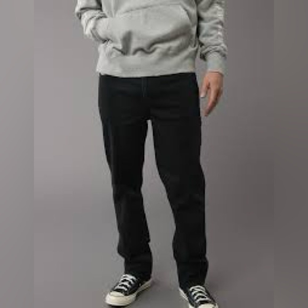 Men’s American Eagle Airflex Slim Relaxed Straight Jean​